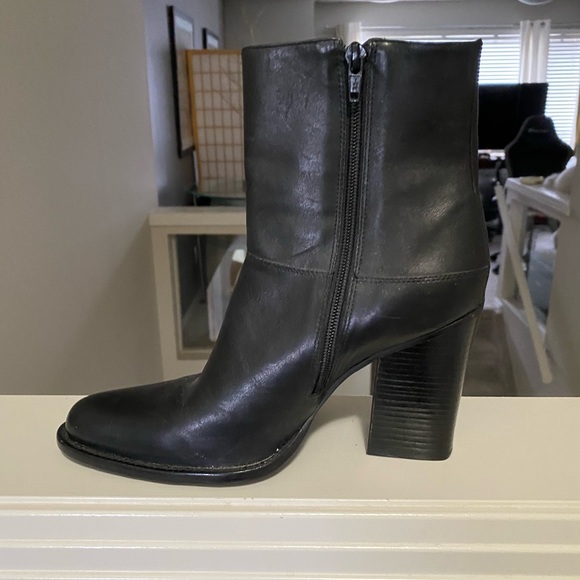Chinese Laundry Ankle Boots Leather - Picture 2 of 3